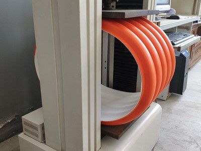 Испытание кольцевой жесткости трубы